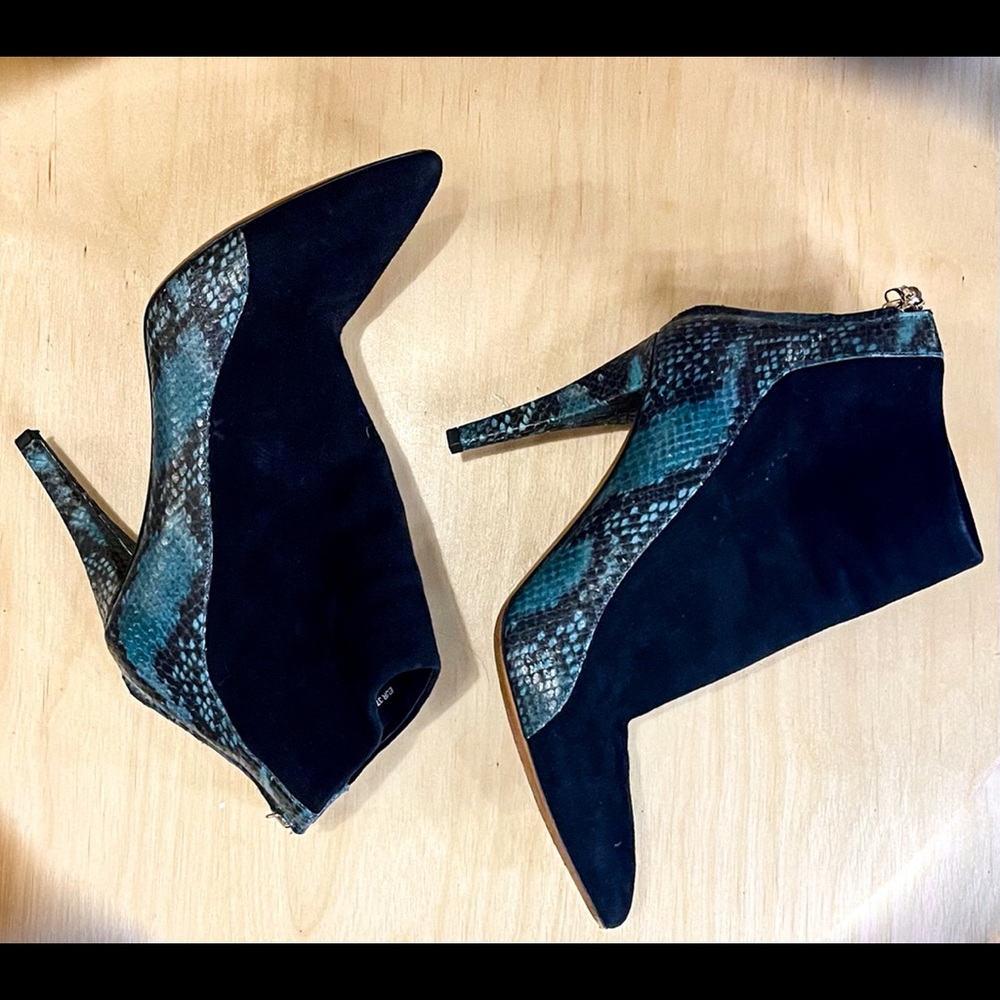& Other Stories Leather Suede snake detail booties